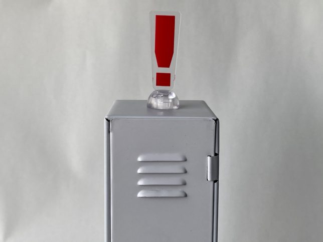 セリア　レトロロッカー