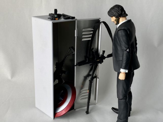 セリア　レトロロッカー